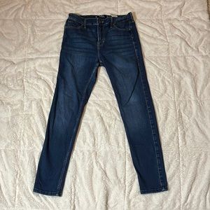 Hollister skinny jeans